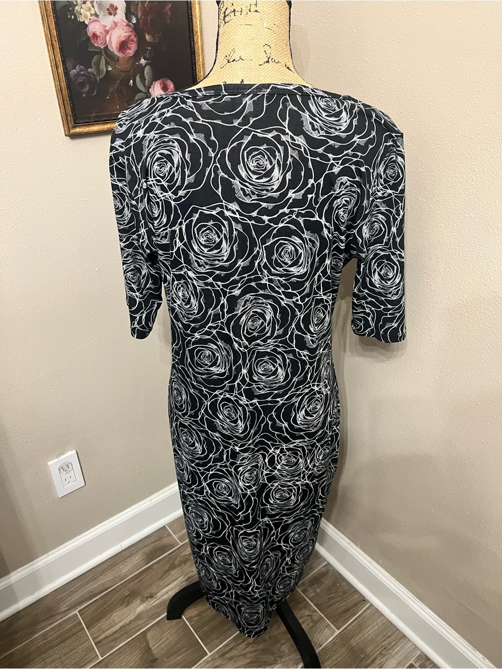 LuLaRoe Black Maxi Dress with White Rose Print - Picture 2 of 3